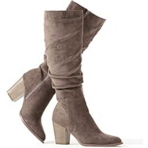 Calf high slouch design boot